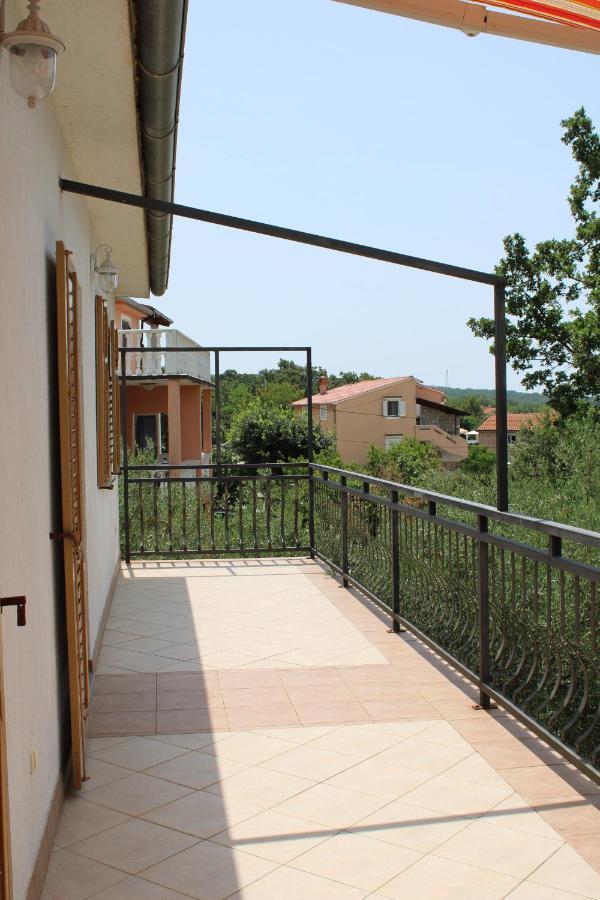Sveti Vid-Miholjice Apartment Noel מראה חיצוני תמונה